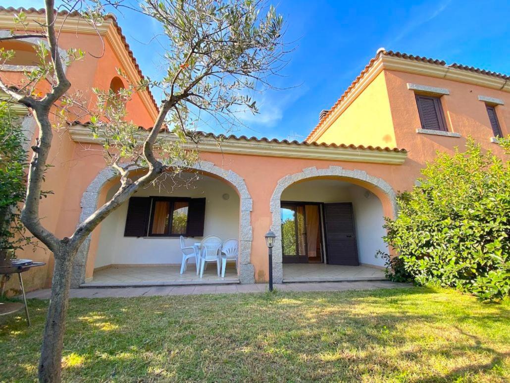 Residence Almusura San Teodoro  Exterior photo